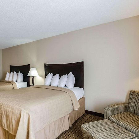 Quality Inn Troutville - Roanoke North Exterior foto