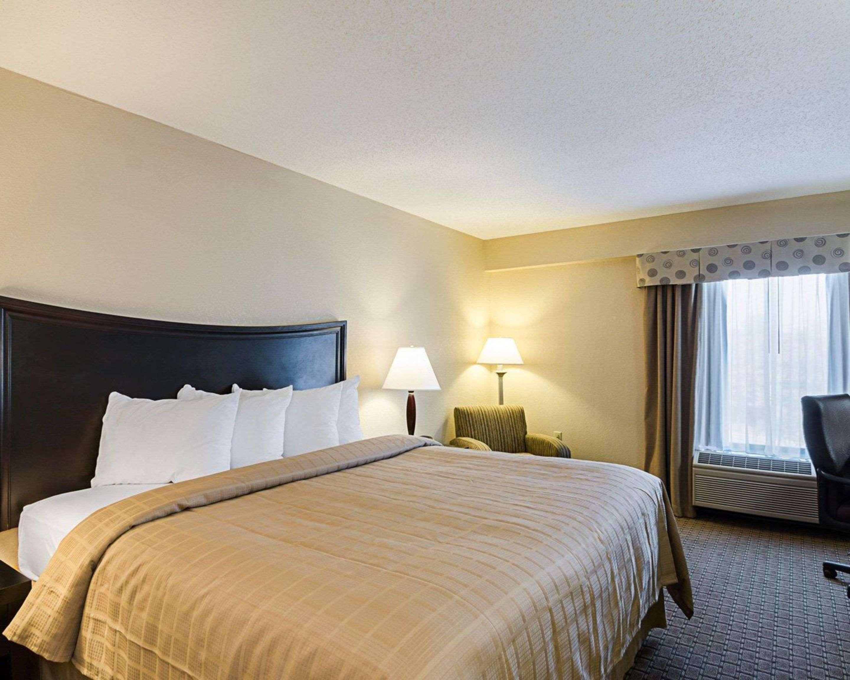 Quality Inn Troutville - Roanoke North Exterior foto