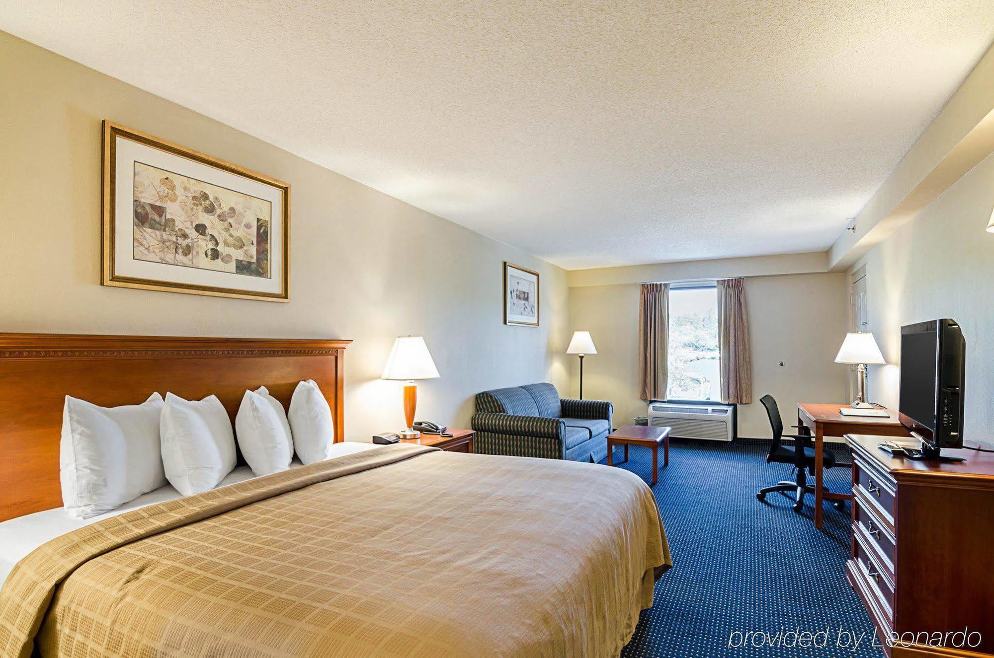 Quality Inn Troutville - Roanoke North Exterior foto